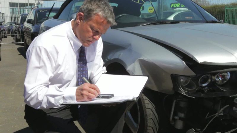 Advantages Of Hiring An Auto Accident Lawyer lawbot